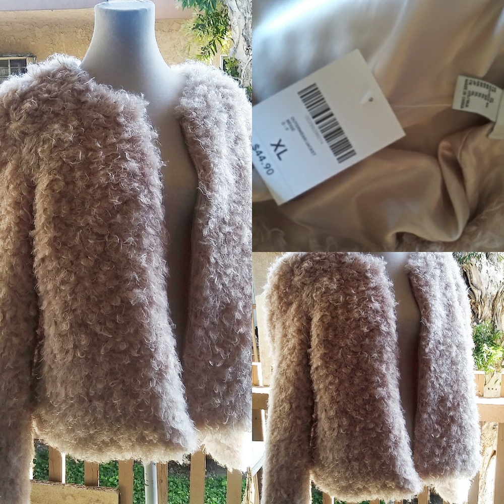 New with Tags Forever 21 XL Shaggy Beige Jacket
